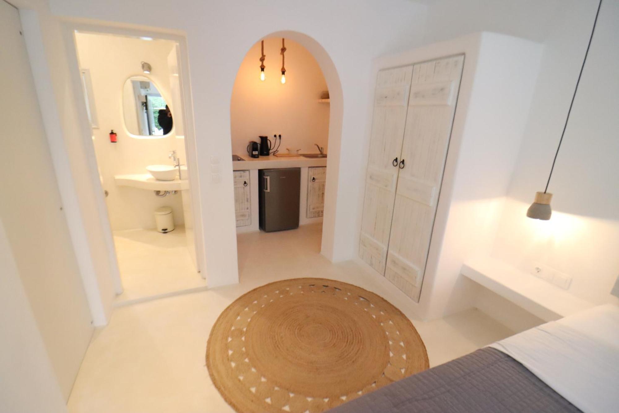 Naxos City Flisvos Beach Studios מראה חיצוני תמונה